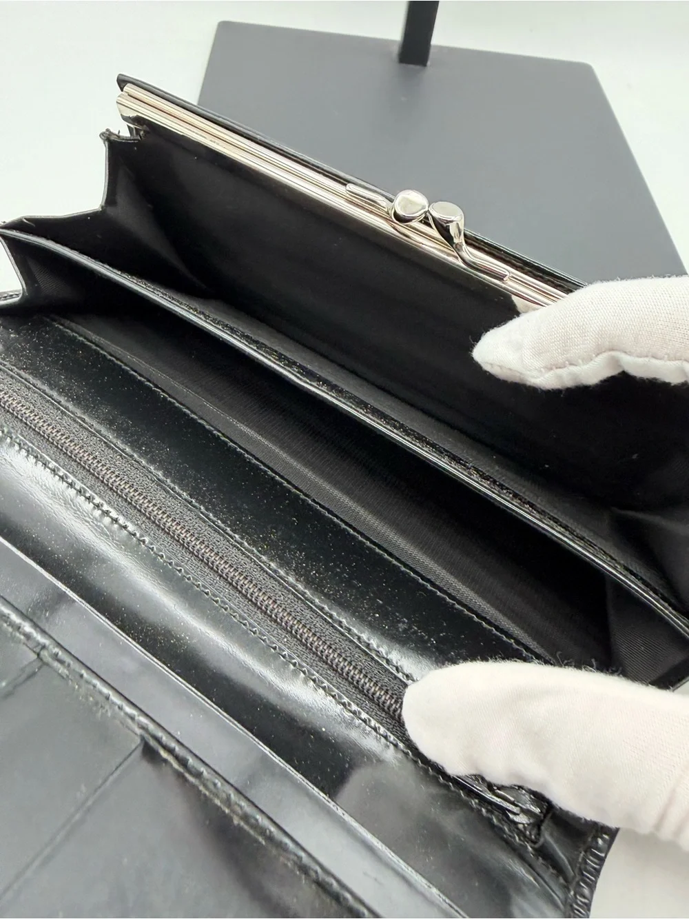 Gucci Large Silver Clasp Wallet